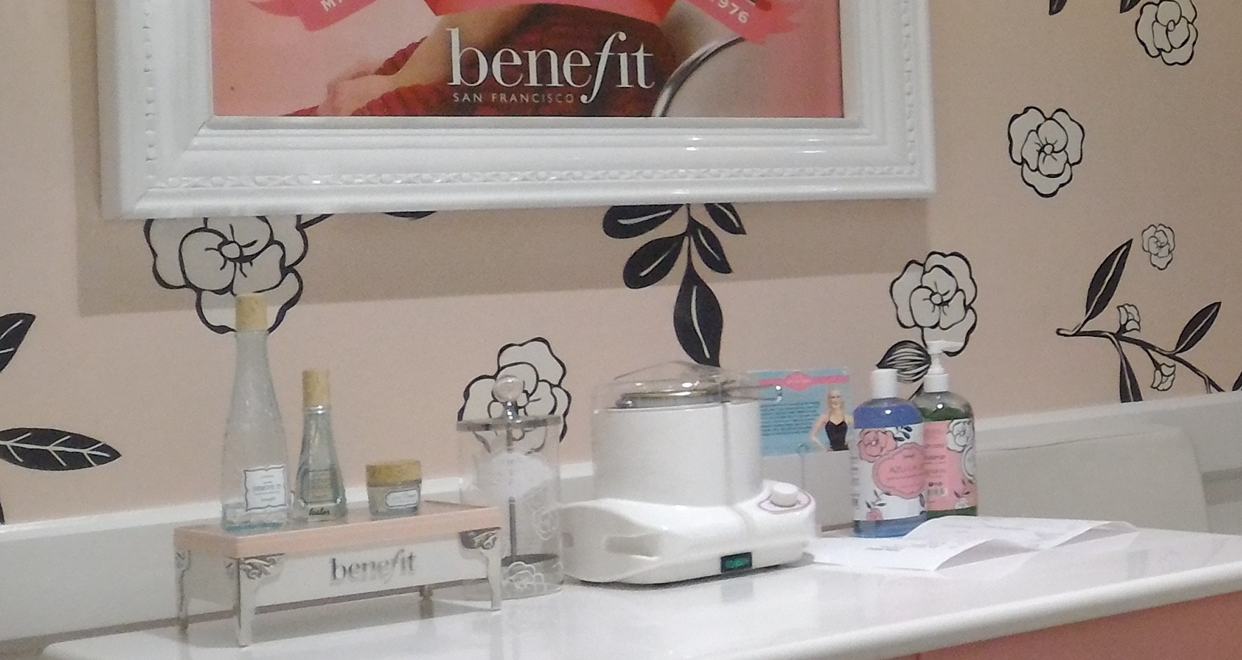 Benefit Brow Bar Megamall